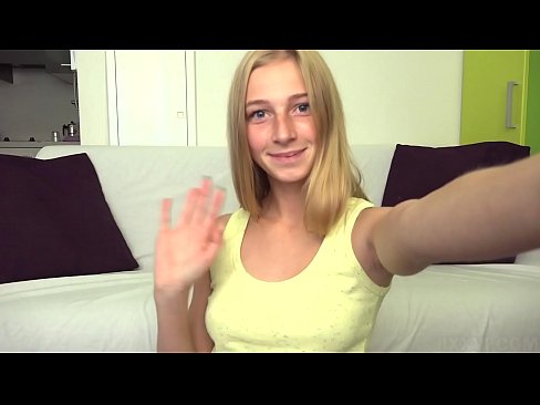 ❤️ Кад ми је досадно, лењо мастурбирам своју ружичасту мацу ❤❌ Порно код нас sr.zoomporno.ru